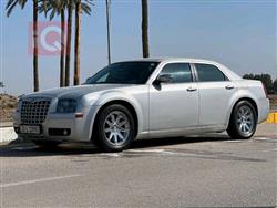 کرایسلەر 300